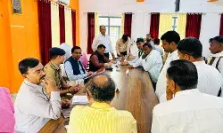 मण्डलायुक्त ने सम्पूर्ण समाधान दिवस प्रतिभाग कर समस्याओं को सुना