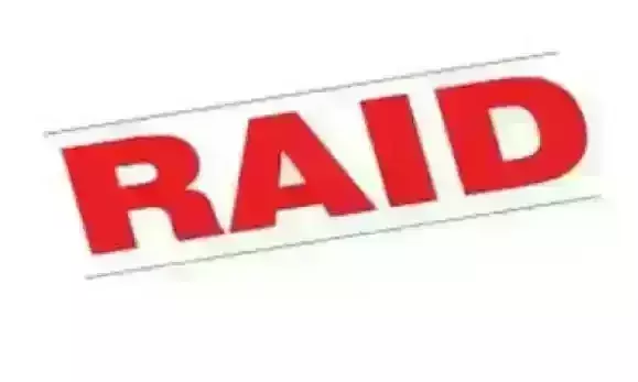 गर्भपात सेंटर पर छापेमारी- गिरोह का हुआ पर्दाफाश- इतनों को धर दबोचा गर्भपात सेंटर पर छापेमारी- गिरोह का हुआ पर्दाफाश- इतनों को धर दबोचा