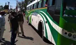 यात्रियों से भरी बस हुई सीज, यात्रियों की संख्या देख चकराया ARTO यात्रियों से भरी बस हुई सीज, यात्रियों की संख्या देख चकराया ARTO