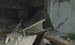 दुकान में फटा गैस सिलेंडर- मकान हुआ क्षतिग्रस्त- दो गंभीर- पड़ोसी बाहर दुकान में फटा गैस सिलेंडर- मकान हुआ क्षतिग्रस्त- दो गंभीर- पड़ोसी बाहर