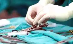 सलाह लेने पहुंचे मरीज का डॉक्टर ने काटा गुप्तांग- पता चला नहीं था कैंसर सलाह लेने पहुंचे मरीज का डॉक्टर ने काटा गुप्तांग- पता चला नहीं था कैंसर