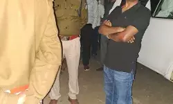 भाईयो को चोरी करते देखना नाबालिग़ को पड़ा महंगा- धोना पड़ा जान से हाथ भाईयो को चोरी करते देखना नाबालिग़ को पड़ा महंगा- धोना पड़ा जान से हाथ