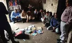 सामूहिक नकल प्रकरण में 22 शिक्षकों के विरुद्ध कार्रवाई सामूहिक नकल प्रकरण में 22 शिक्षकों के विरुद्ध कार्रवाई