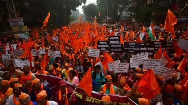 2 किलोमीटर लंबी रैली में मुस्लिमों के आर्थिक बहिष्कार का ऐलान