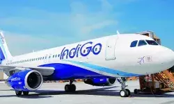 दिल्ली से जा रही इंडिगो फ्लाइट की कराची में इमरजेंसी लैंडिंग- एक की मौत दिल्ली से जा रही इंडिगो फ्लाइट की कराची में इमरजेंसी लैंडिंग- एक की मौत