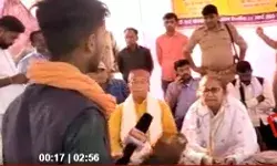 शिक्षा मंत्री पर हुई सवालों की बौछार- पत्रकार पर दर्ज एफआईआर शिक्षा मंत्री पर हुई सवालों की बौछार- पत्रकार पर दर्ज एफआईआर