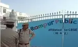 मुश्किलों के भंवर में फिर आजम खान- रामपुर पब्लिक स्कूल हुआ सील