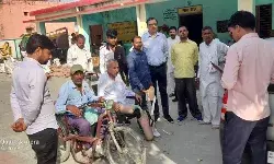 विकास खण्ड में 61 दिव्याँगजनो को लगे कृत्रिम हाथ पैर व कैलिपर