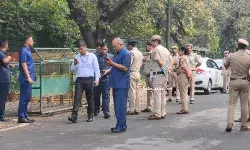 राहुल गांधी के घर पुलिस फोर्स का जमावड़ा- मगर अभी तक नहीं मिले..