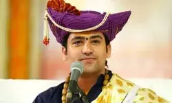 थमाया नोटिस- बोली सरकार धीरेंद्र शास्त्री नहीं दे कोई विवादित बयान थमाया नोटिस- बोली सरकार धीरेंद्र शास्त्री नहीं दे कोई विवादित बयान