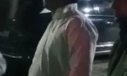 कुत्ता घुमाने के विवाद में महिलाएं आपस में भिड़ी- तलवार से किया हमला कुत्ता घुमाने के विवाद में महिलाएं आपस में भिड़ी- तलवार से किया हमला