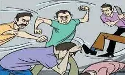 रोड पर खड़े युवक को समझा चोर फिर पीट-पीटकर कर दी हत्या रोड पर खड़े युवक को समझा चोर फिर पीट-पीटकर कर दी हत्या