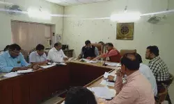 फरियादियों की शिकायतों के निस्तारण में अफसर रखें विशेष ध्यान - एडीएम