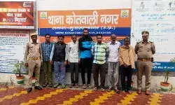 ताबड़तोड़ चला अभियान- 8 वारंटी कर लिये गिरफ्तार ताबड़तोड़ चला अभियान- 8 वारंटी कर लिये गिरफ्तार