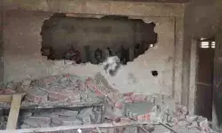 आयल फैक्ट्री में सिलेंडर ब्लास्ट- उड़ गई दीवार छत में पड़ी दरार