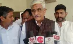 घोटाले में केंद्रीयमंत्री को हुई गिरफ्तारी की आशंका- खटखटाया कोर्ट का.. घोटाले में केंद्रीयमंत्री को हुई गिरफ्तारी की आशंका- खटखटाया कोर्ट का..