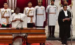 इलाहाबाद सहित तीन उच्च न्यायालयों को मिले नए मुख्य न्यायाधीश इलाहाबाद सहित तीन उच्च न्यायालयों को मिले नए मुख्य न्यायाधीश