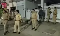 पुलिस चौकी के समीप टहल रही महिला का मंगलसूत्र लूटकर भागे बदमाश पुलिस चौकी के समीप टहल रही महिला का मंगलसूत्र लूटकर भागे बदमाश