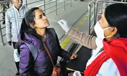 एक ही कक्षा की 39 लड़कियां कोरोना संक्रमित-टूटा 210 दिनों का रिकॉर्ड एक ही कक्षा की 39 लड़कियां कोरोना संक्रमित-टूटा 210 दिनों का रिकॉर्ड