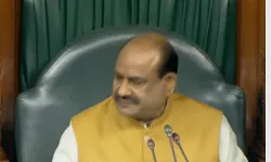 ब्लैक प्रोटेस्ट-लोकसभा अध्यक्ष के मुंह के सामने लहराया काला कपड़ा ब्लैक प्रोटेस्ट-लोकसभा अध्यक्ष के मुंह के सामने लहराया काला कपड़ा