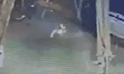 सपा एमएलए के भाई के कार से उतरते ही हुआ धमाका- पुलिस बता रही..