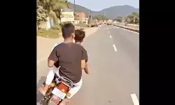 बाइक स्टंट के चक्कर में हुए हादसे का शिकार बाइक स्टंट के चक्कर में हुए हादसे का शिकार