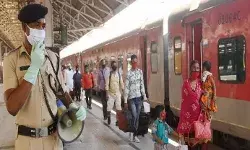 CM ने फोड़ा चिट्ठी बम- ट्रेन में बुजुर्गों को रियायत से क्या सरकार हो.. CM ने फोड़ा चिट्ठी बम- ट्रेन में बुजुर्गों को रियायत से क्या सरकार हो..