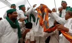 बोले राकेश- कहीं पड़े हो तो सार्वजनिक भी करें पीएम- स्कूल का ही.. बोले राकेश- कहीं पड़े हो तो सार्वजनिक भी करें पीएम- स्कूल का ही..