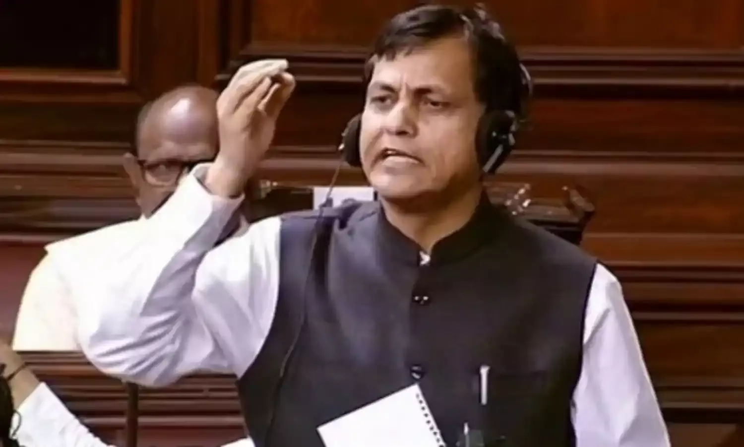 जम्मू कश्मीर में आर्टिकल 370 हटने के बाद कितने बाहरी नहीं खरीदी जमीन?