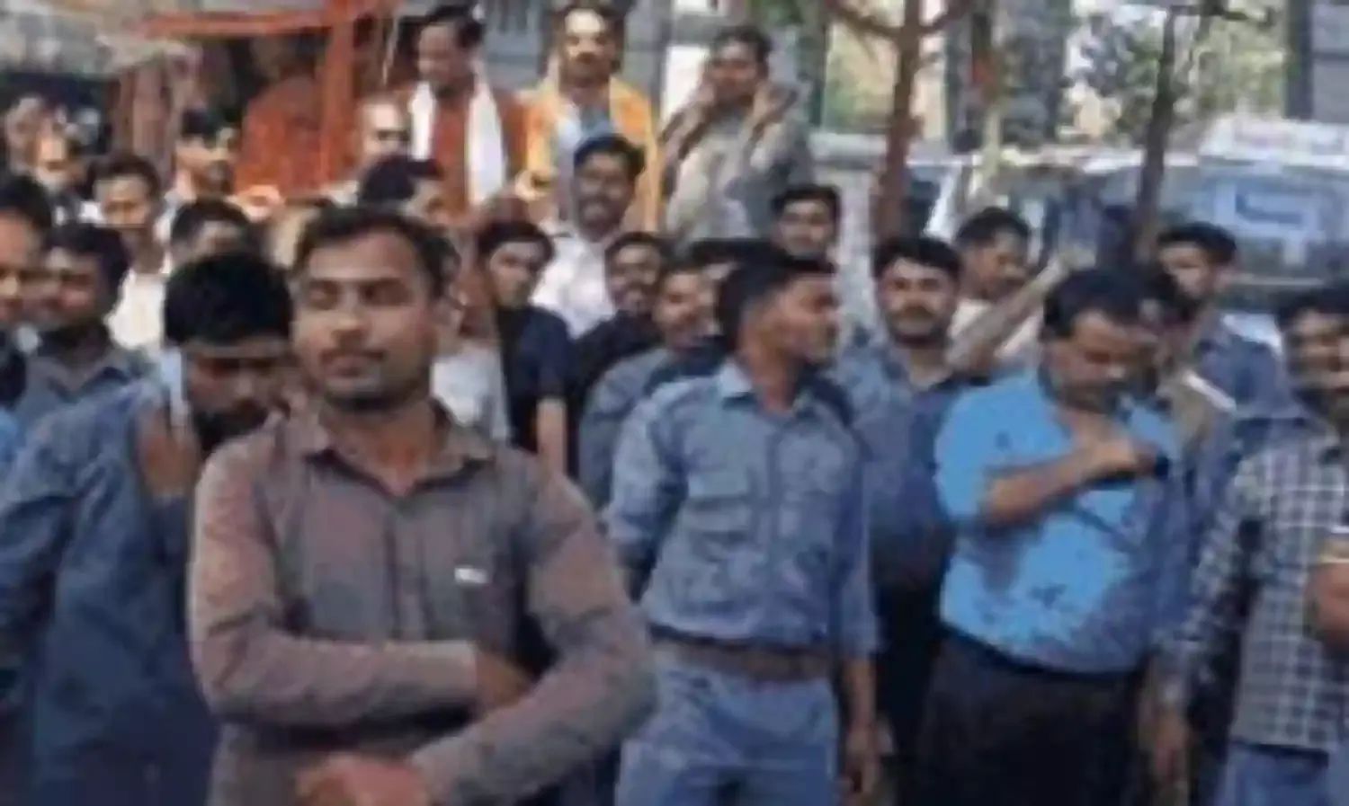 महिला कंडक्टर से बदसलूकी- हड़ताल पर चले गए ड्राइवर कंडक्टर