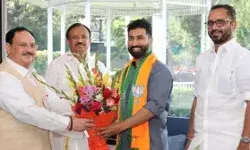 बीजेपी नेता के भाई का फूटा गुस्सा- कढी पत्ते की तरह फेंकेगी भाजपा