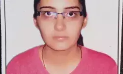 UPPCS में मनी त्यागी ने लहराया परचम- 39 वी रैंक हासिल कर बनी डिप्टी SP UPPCS में मनी त्यागी ने लहराया परचम- 39 वी रैंक हासिल कर बनी डिप्टी SP