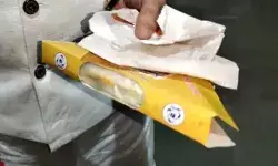 शताब्दी एक्सप्रेस में चटखारे लेकर खाया समोसा व सैंडविच- अब बिगड़ी.. शताब्दी एक्सप्रेस में चटखारे लेकर खाया समोसा व सैंडविच- अब बिगड़ी..