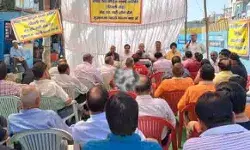 पता नहीं कब चलेगी रैपिड ट्रेन- धंधे की लग रही वाट- शुरू हुआ धरना