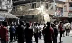 हिंसक झड़प के बाद इंटरनेट बंद- लगाई धारा144- फोर्स ने किया फ्लैग मार्च