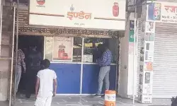 गैस एजेंसी पर 7 लाख रुपए की लूट- विरोध पर खजांची को बांधकर पीटा