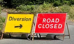 सोच समझकर निकले-1 महीने तक बंद रहेगा उत्तराखंड जाने वाला रास्ता