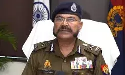 DG प्रशांत ने की प्रेस वार्ता- बताया कैसे हुआ अतीक के बेटे का एनकाउंटर DG प्रशांत ने की प्रेस वार्ता- बताया कैसे हुआ अतीक के बेटे का एनकाउंटर