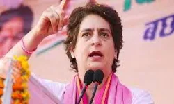 सारस को लेकर फिर गरमाई सियासत- अखिलेश के बाद प्रियंका की एंट्री सारस को लेकर फिर गरमाई सियासत- अखिलेश के बाद प्रियंका की एंट्री