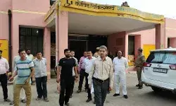 DM को औचक निरीक्षण में मिली खामियां- चिकित्सा अधीक्षक को दिए निर्देश DM को औचक निरीक्षण में मिली खामियां- चिकित्सा अधीक्षक को दिए निर्देश