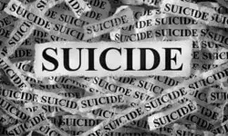 रेलवे पटरी पर मिला - एक प्रेमी युगल का शव रेलवे पटरी पर मिला - एक प्रेमी युगल का शव