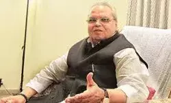 पूर्व राज्यपाल सत्यपाल मलिक को दिल्ली पुलिस ने लिया हिरासत में पूर्व राज्यपाल सत्यपाल मलिक को दिल्ली पुलिस ने लिया हिरासत में