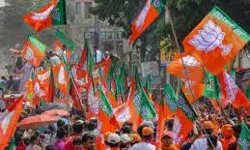 मेरठ में मेयर प्रत्याशी के टिकट को लेकर बीजेपी में घमासान मेरठ में मेयर प्रत्याशी के टिकट को लेकर बीजेपी में घमासान