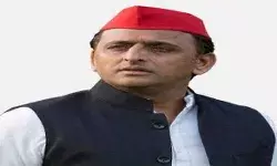 बोले अखिलेश- स्मार्ट सिटी योजना के नाम पर सिर्फ भ्रष्टाचार हुआ