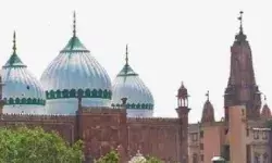 HC का मुस्लिम पक्ष को झटका- श्रीकृष्ण जन्मस्थान मामले में सुनाया फैसला HC का मुस्लिम पक्ष को झटका- श्रीकृष्ण जन्मस्थान मामले में सुनाया फैसला