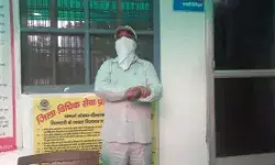 घूसखोर निकला जिला पंचायत का बड़ा बाबू- रंगे हाथ किया गिरफ्तार घूसखोर निकला जिला पंचायत का बड़ा बाबू- रंगे हाथ किया गिरफ्तार