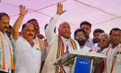 200 यूनिट बिजली व 10 किलो चावल के साथ महिलाओं का बस में सफर मुफ्त 200 यूनिट बिजली व 10 किलो चावल के साथ महिलाओं का बस में सफर मुफ्त