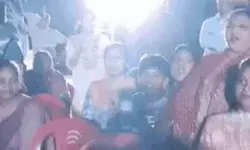 ऊर्जा मंत्री के समक्ष महिलाओं का हंगामा-रोड नही तो वोट नही ऊर्जा मंत्री के समक्ष महिलाओं का हंगामा-रोड नही तो वोट नही