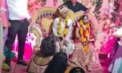 दुल्हन ने उल्टी गंगा बहाई-दूल्हे राजा से मांगा दहेज- बारात वापस लौटाई दुल्हन ने उल्टी गंगा बहाई-दूल्हे राजा से मांगा दहेज- बारात वापस लौटाई