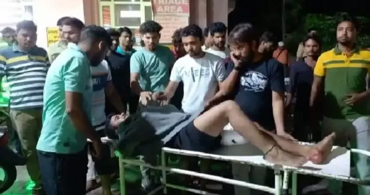मतदाता पर्चियों के विवाद में सपा प्रत्याशी के बेटे को मारी गोली